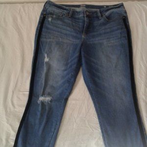 Cropped Jeans with Super Cute Velvet Stripe